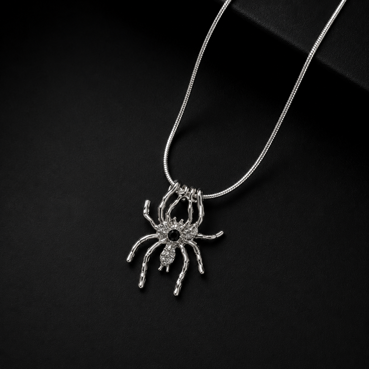 SPIDER PENDANT